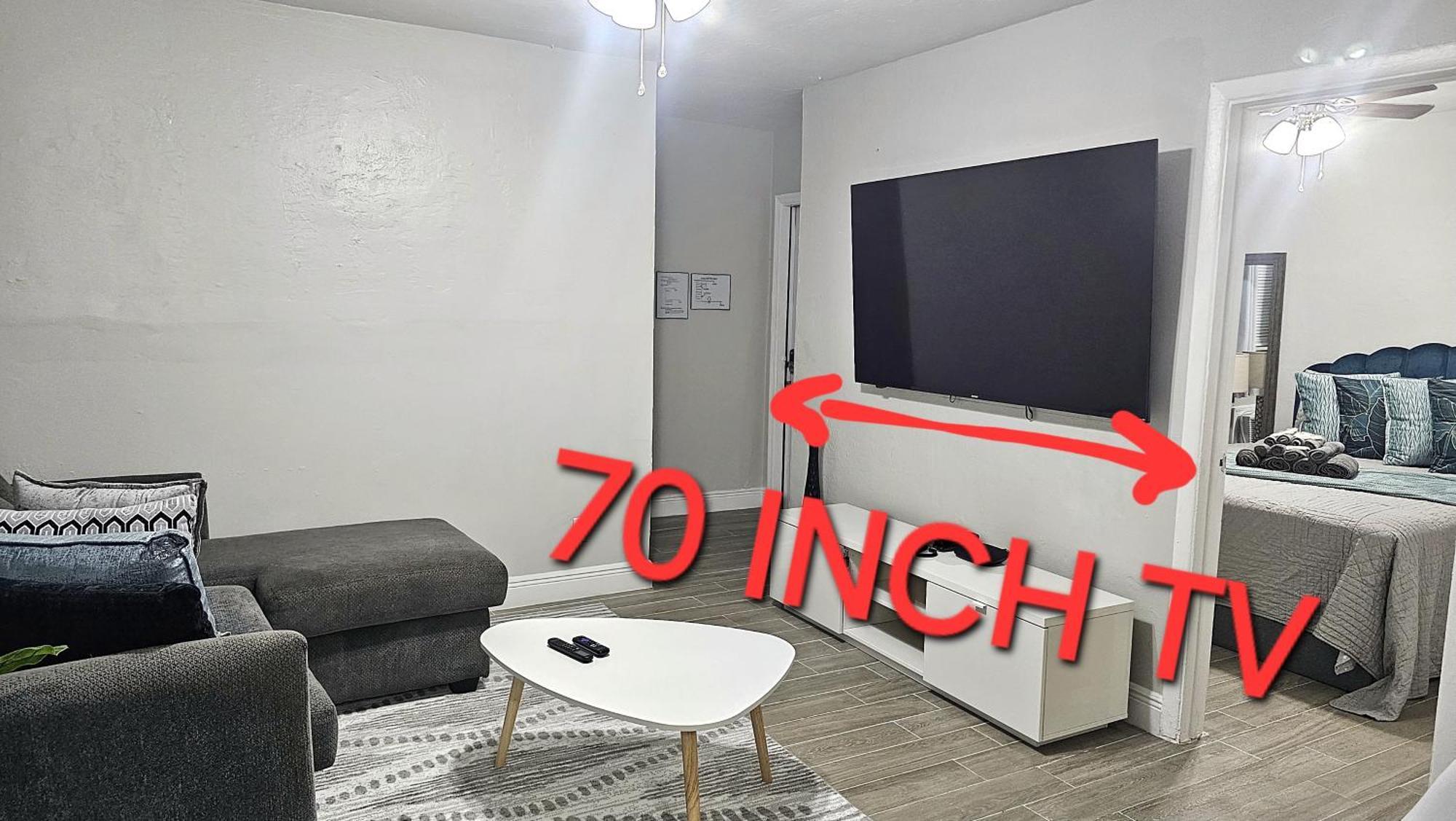 Big Tv Apartment 5 Miles From Hard Rock Casino Голлівуд Екстер'єр фото